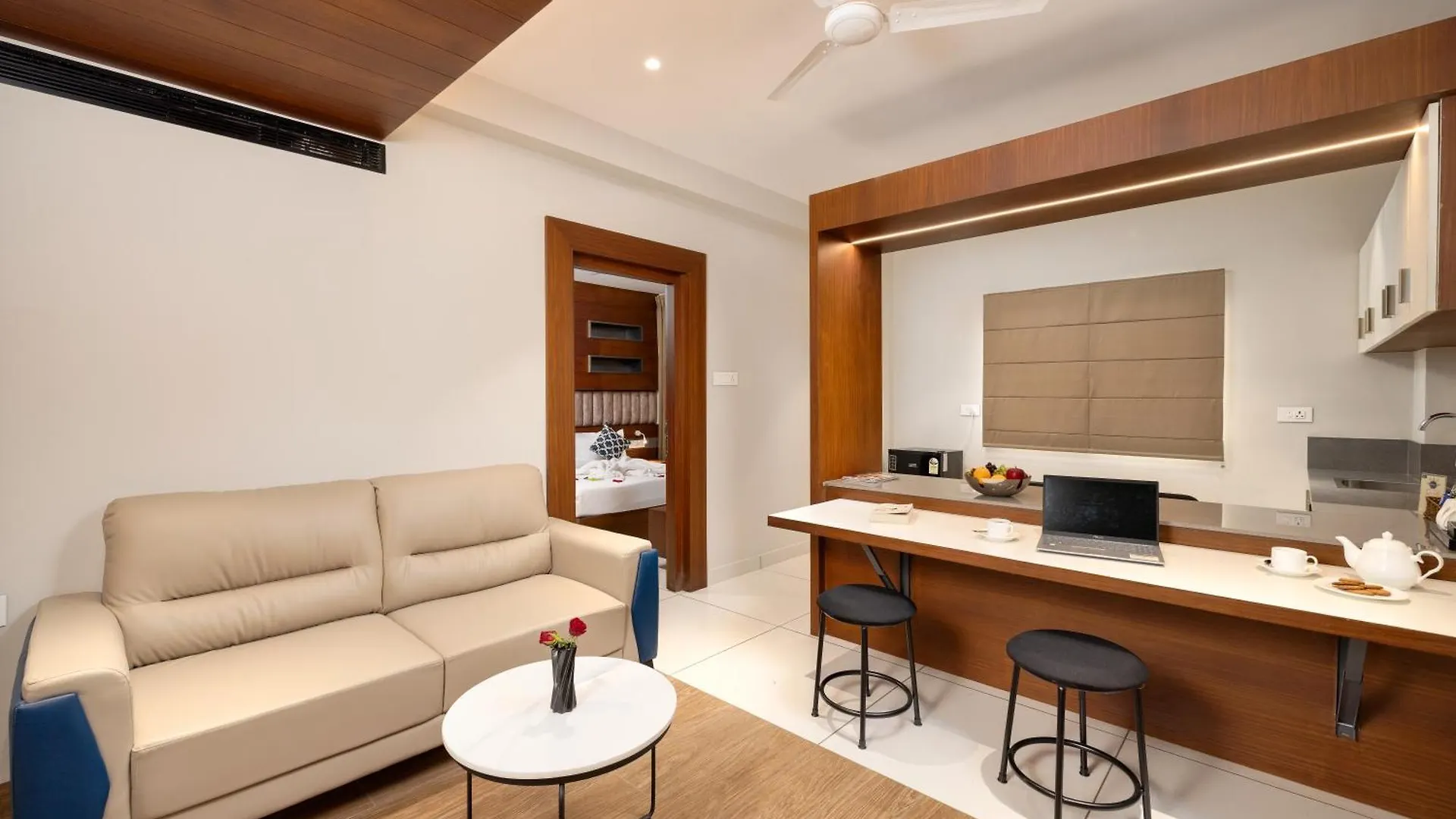 Nexstay Time Square Kozhikode Hotel