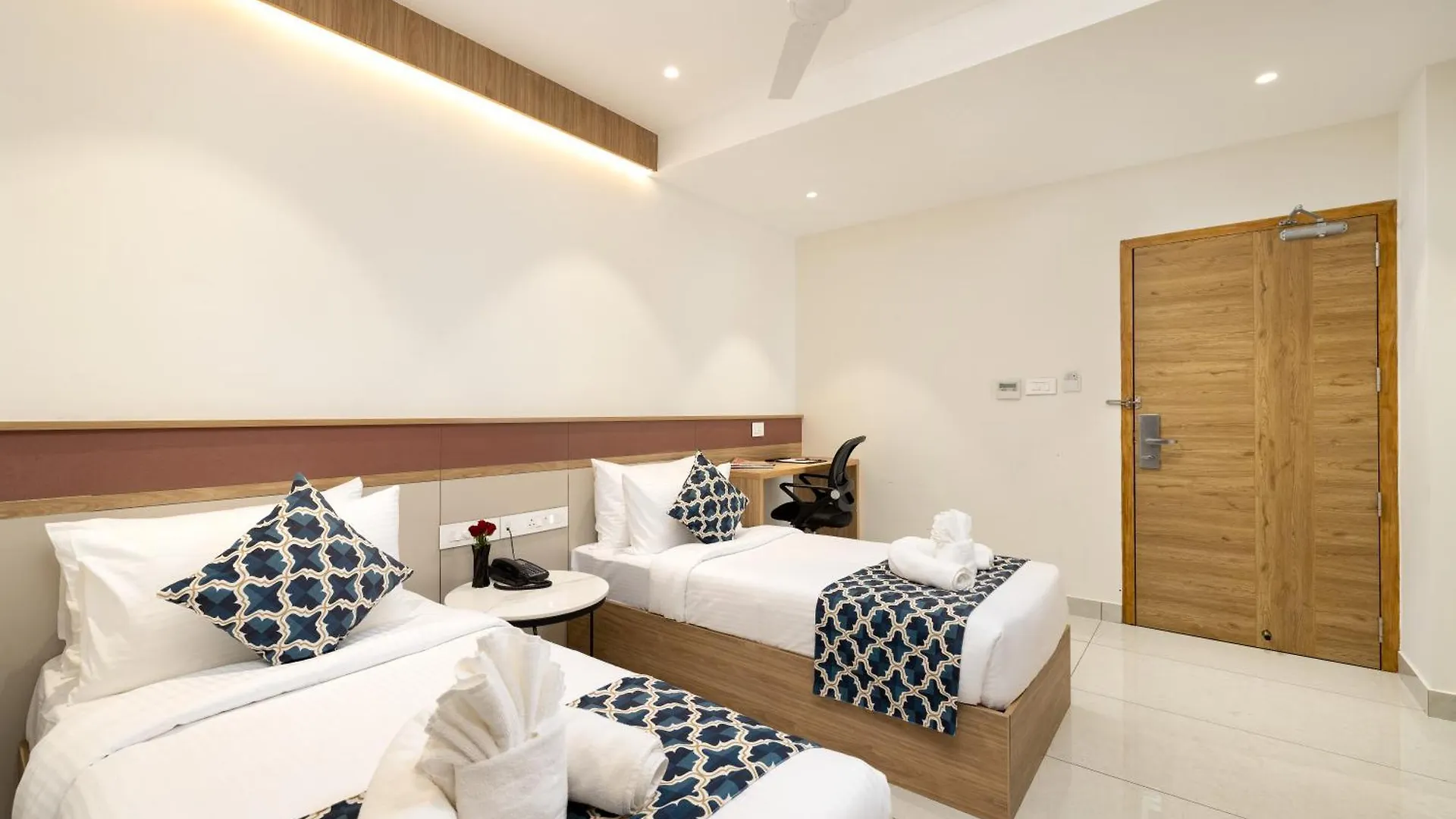Nexstay Time Square كاليكوت